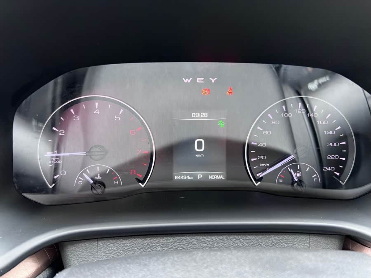 WEY VV5  2020款 1.5T 兩驅(qū)顏先鋒圖片