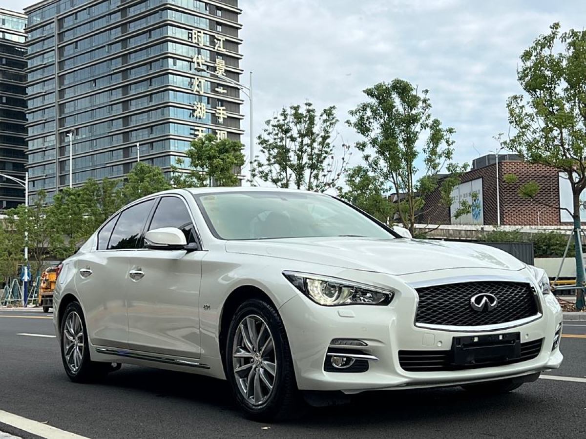 英菲尼迪 Q50L  2016款 2.0T 悅享版圖片