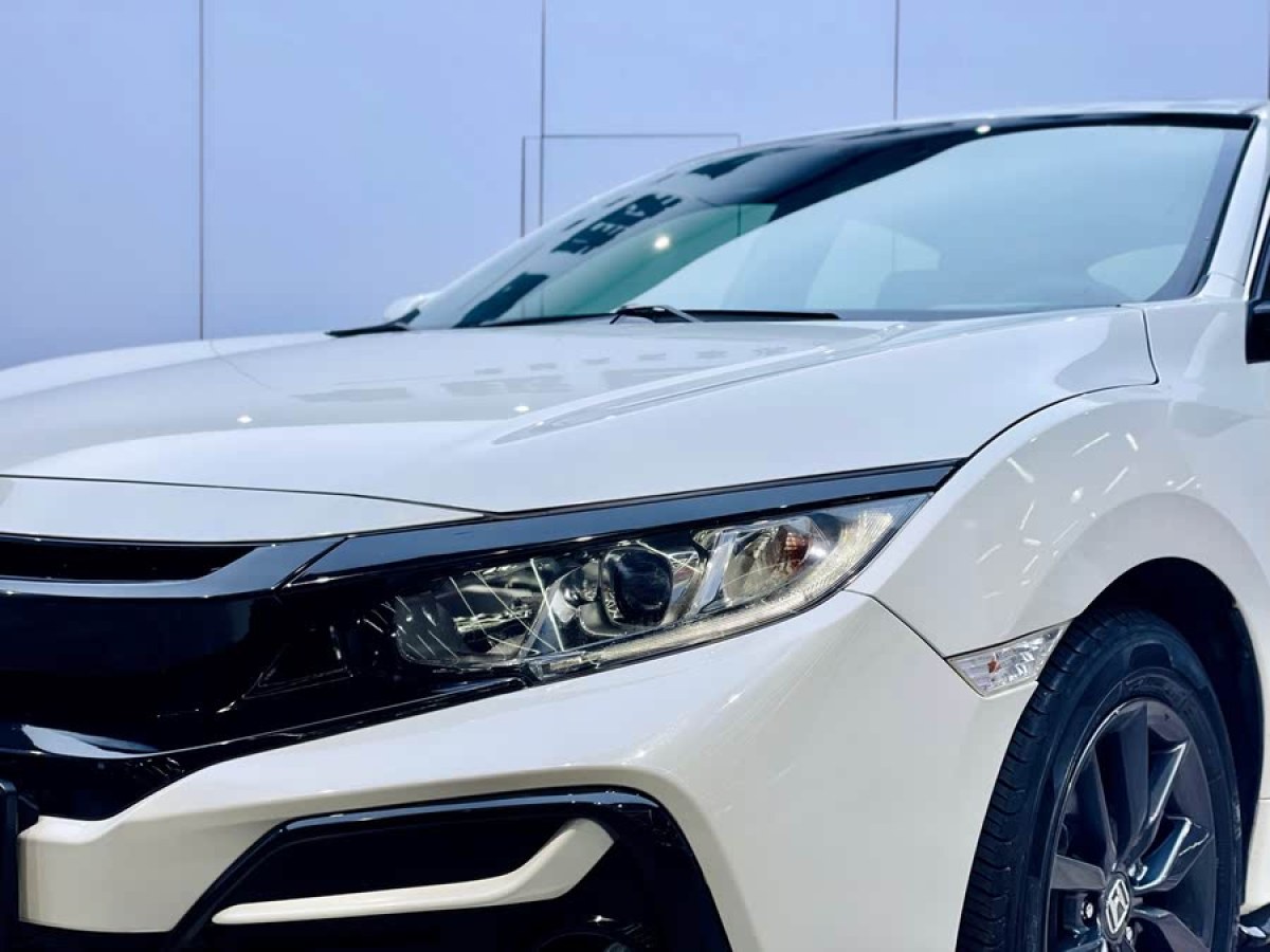 本田 思域  2021款 HATCHBACK 220TURBO CVT新銳控圖片