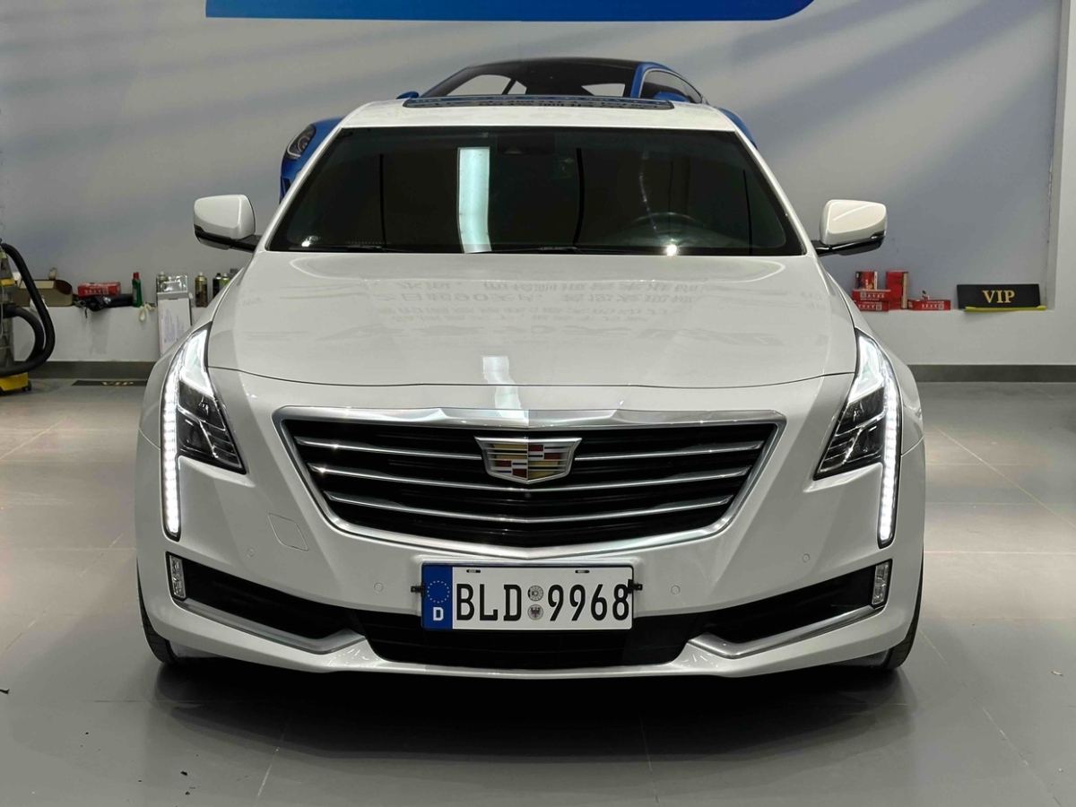 凱迪拉克 CT6  2017款 28T 領(lǐng)先型圖片