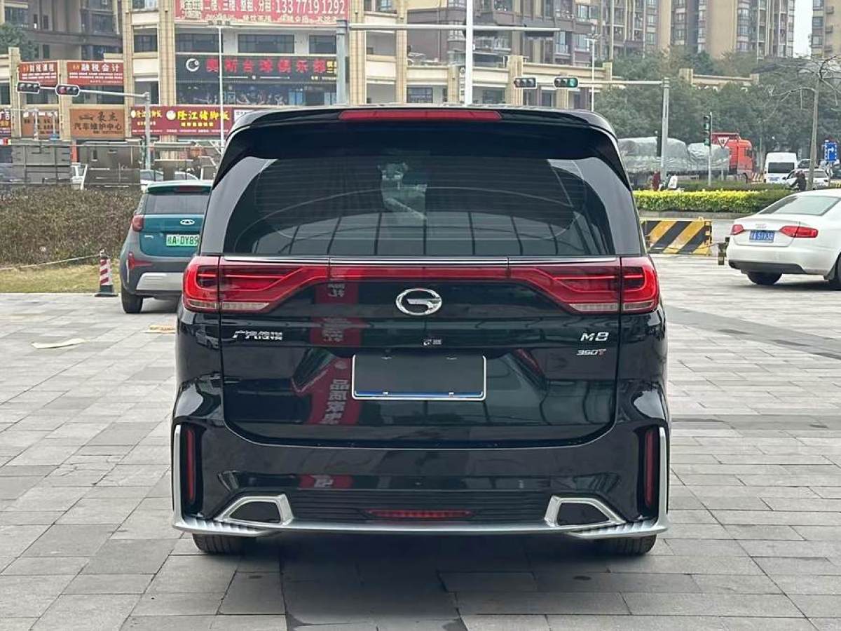 廣汽傳祺 M8  2024款 領(lǐng)秀系列 390T 豪華版圖片