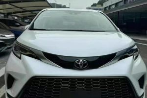 凱美瑞 豐田 雙擎 2.0HG 光輝版