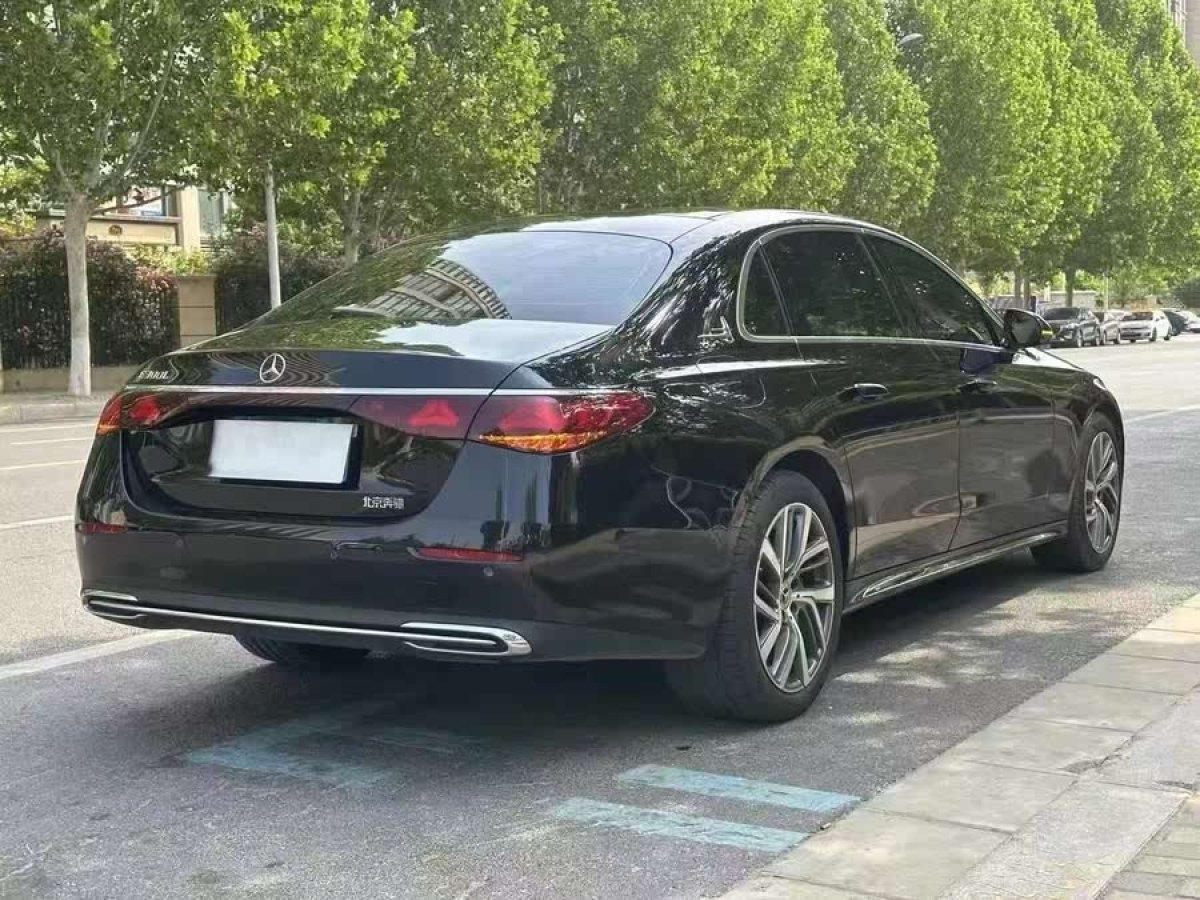 奔馳 奔馳E級  2024款 E 300 L 時尚運動型圖片