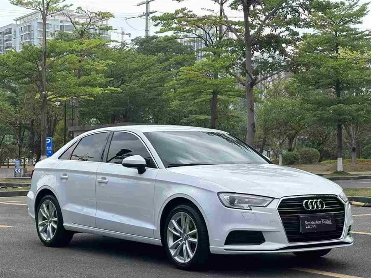 奧迪 奧迪A3  2018款 30周年年型 Limousine 35 TFSI 進(jìn)取型圖片