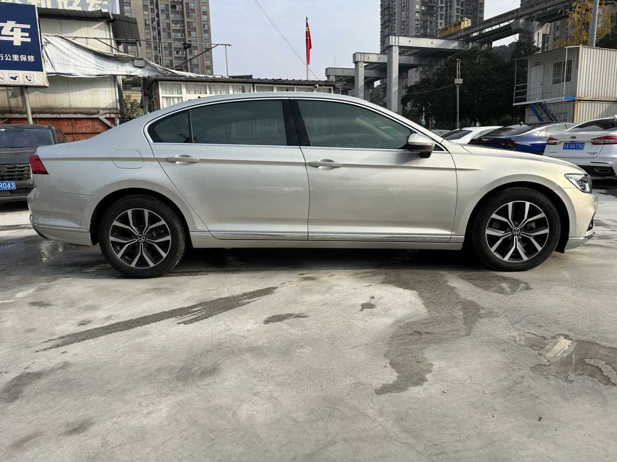 大眾 邁騰  2019款  330TSI DSG 領(lǐng)先型 國VI圖片