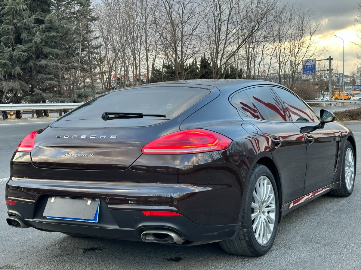 保時(shí)捷 Panamera  2014款 Panamera 4 3.0T圖片