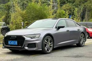 奥迪A6 奥迪 Allroad 探索家 55 TFSI 尊享越野型