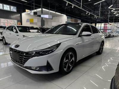 2021年1月 現(xiàn)代 伊蘭特 1.5L LUX尊貴版圖片