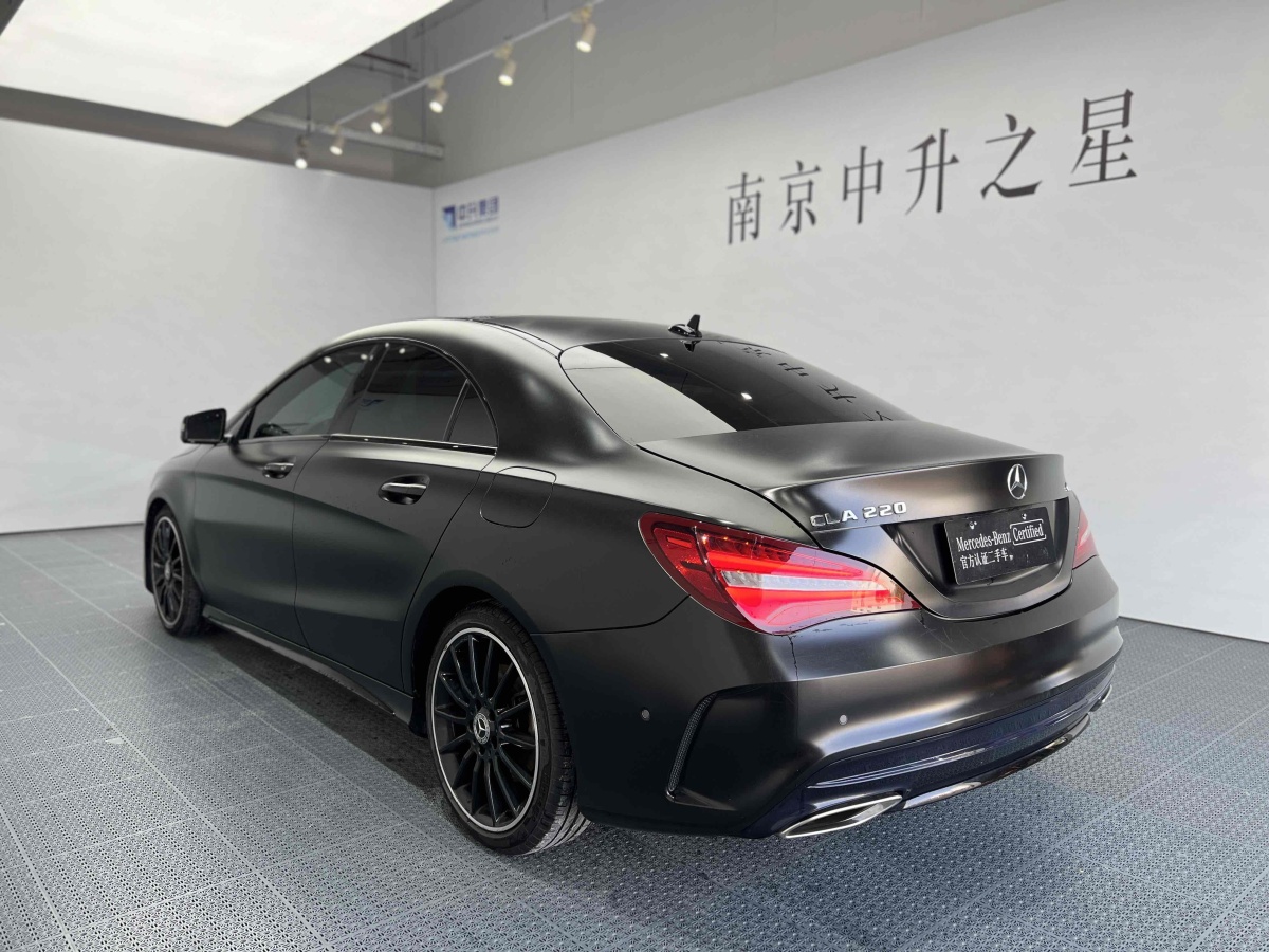 2018年1月奔馳 奔馳CLA級(jí)  2017款 改款 CLA 220 4MATIC