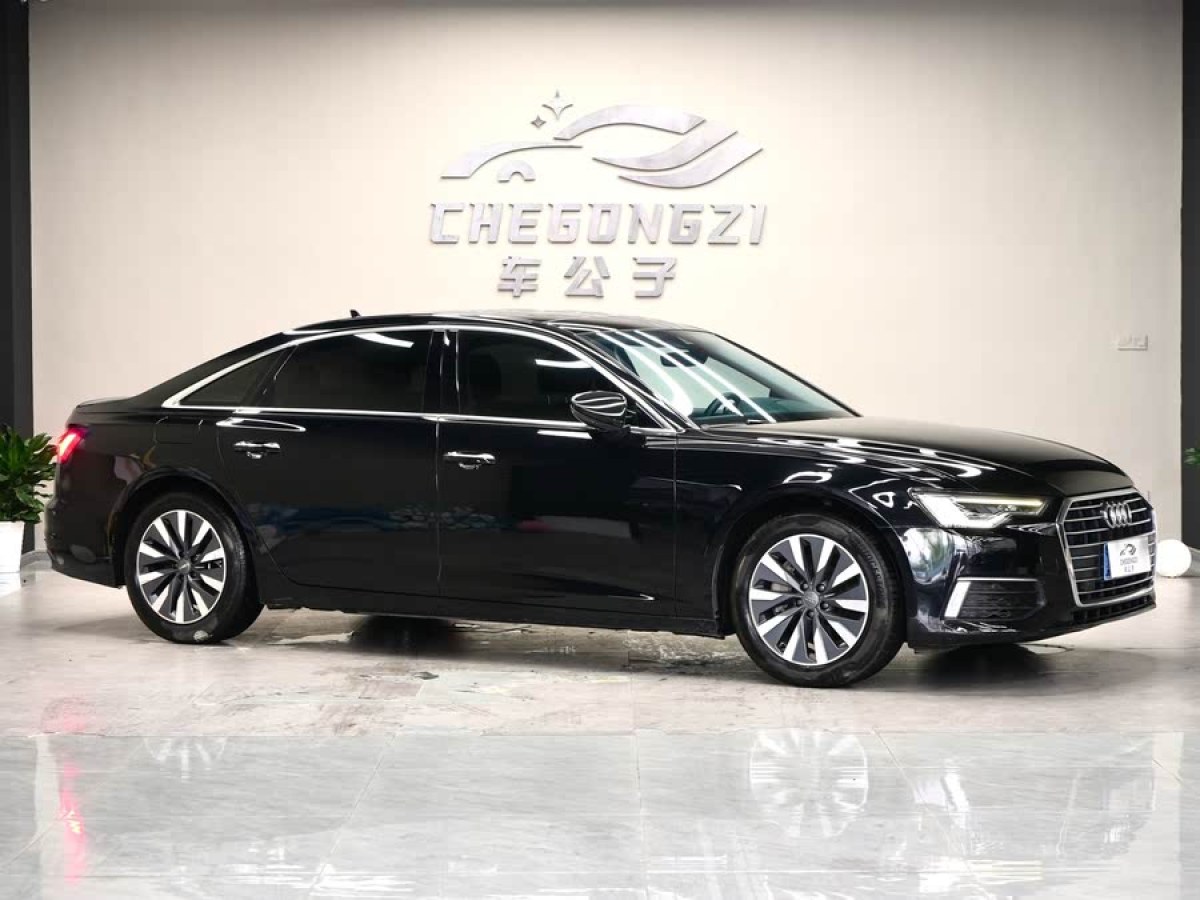奧迪 奧迪A6L  2022款 45 TFSI 臻選動(dòng)感型圖片