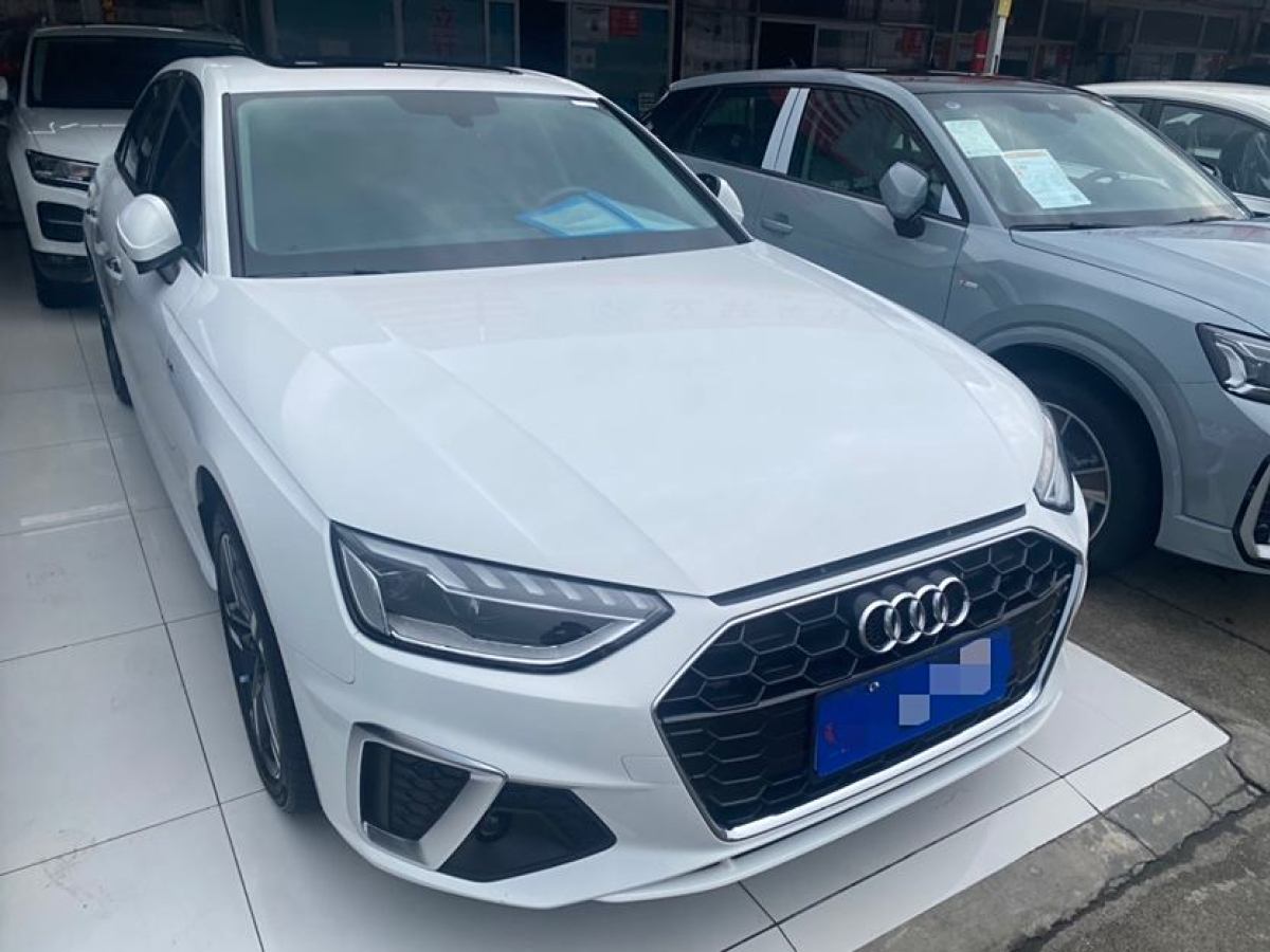 奧迪 奧迪A4L  2022款 40 TFSI 豪華動感型圖片