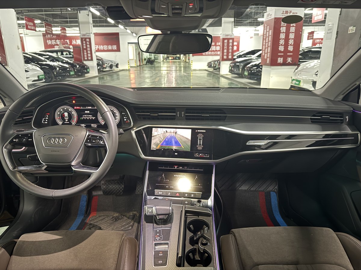 奧迪 奧迪A7L  2024款 45TFSI S-line 筑夢(mèng)型 流晶套裝圖片