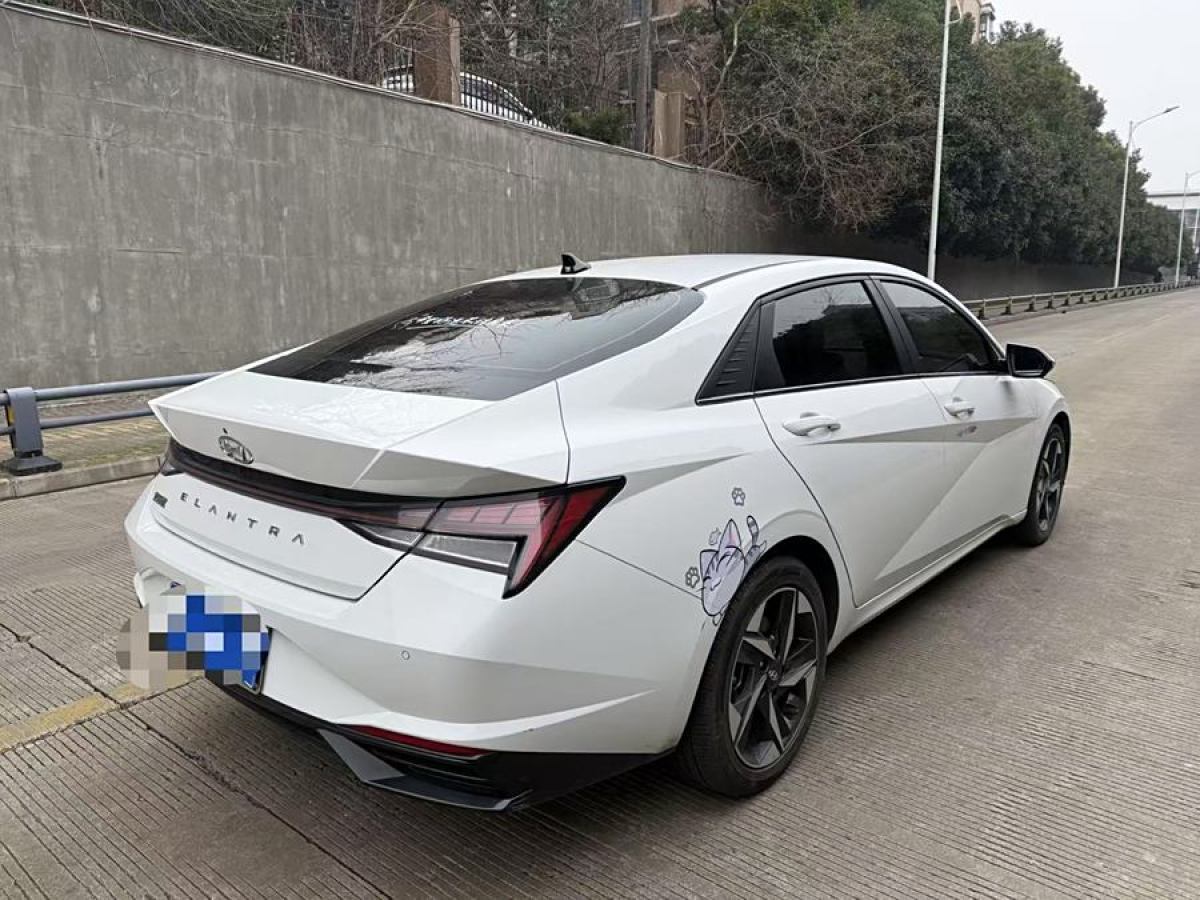 現(xiàn)代 伊蘭特  2023款 1.5L CVT GLS領(lǐng)先版圖片