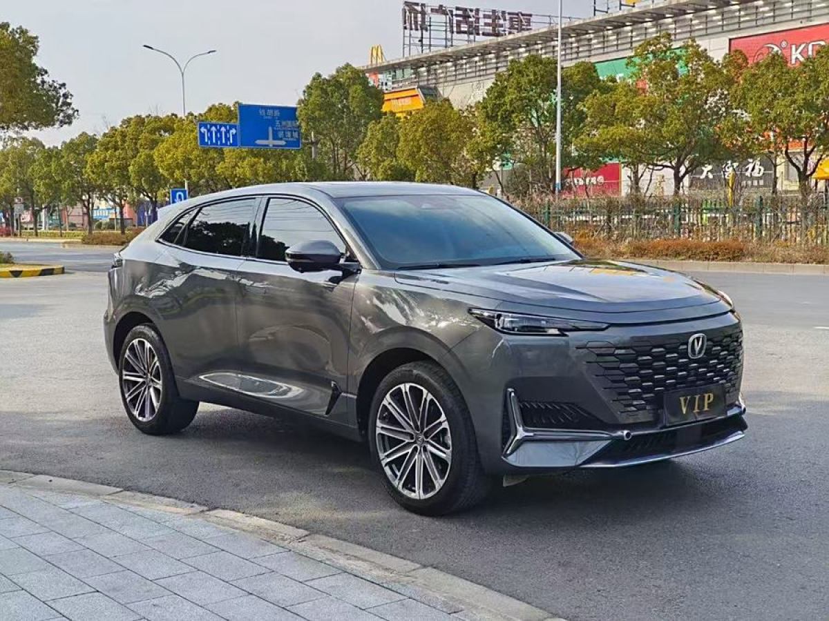 長(zhǎng)安 長(zhǎng)安UNI-K  2021款 2.0T 尊貴型圖片