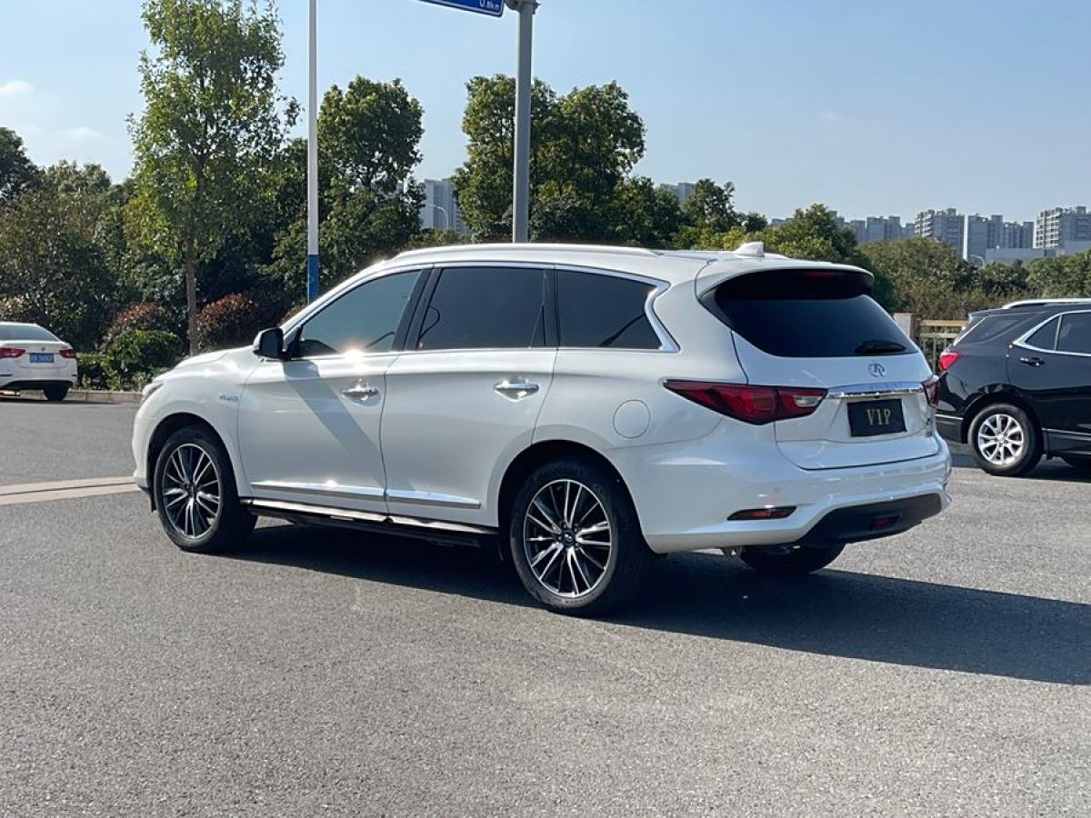 英菲尼迪 QX60  2020款 2.5 S/C Hybrid 兩驅(qū)卓越版 國VI圖片