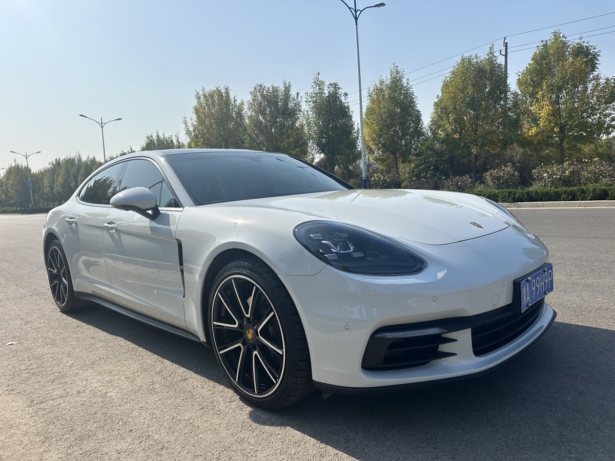 保時(shí)捷 Panamera  2019款 Panamera 十周年紀(jì)念版 2.9T圖片