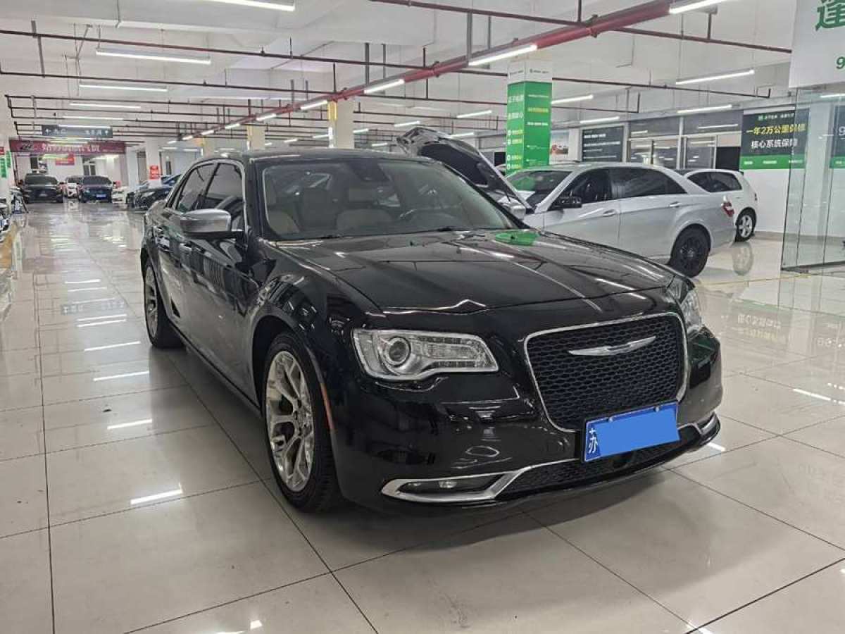 克萊斯勒 300C  2016款 3.0L 超越版圖片