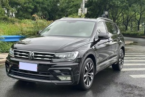 途觀L 大眾 改款 330TSI 自動兩驅(qū)R-Line越享版