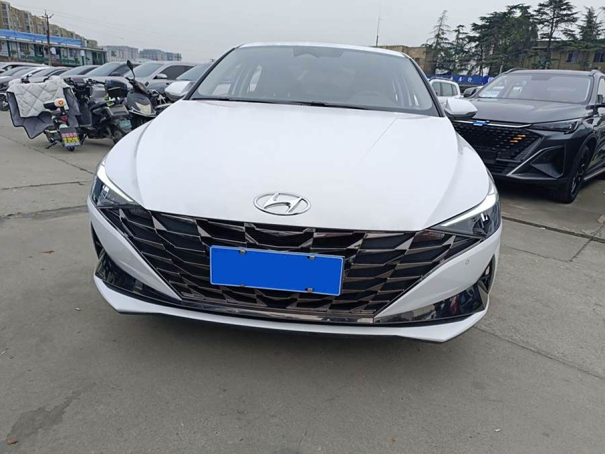 現(xiàn)代 伊蘭特  2022款 1.5L CVT GLS領(lǐng)先版圖片