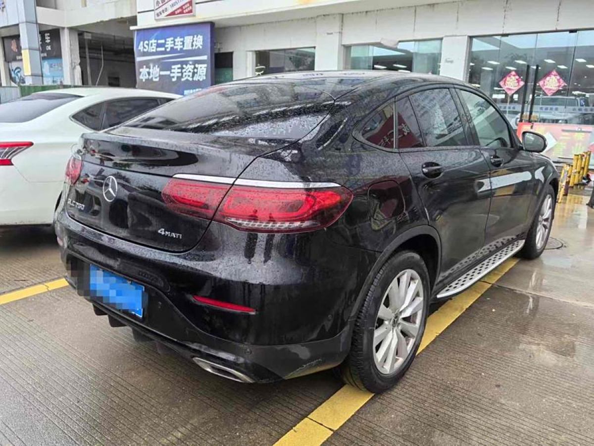 2019年12月奔馳 奔馳GLC  2023款 改款 GLC 260 4MATIC 轎跑SUV