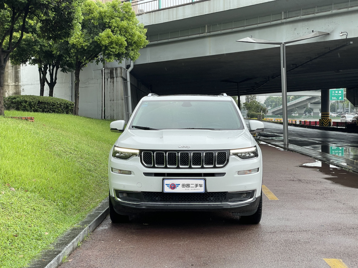 2019年2月Jeep 指揮官  2018款 2.0T 四驅(qū)臻享版 國VI