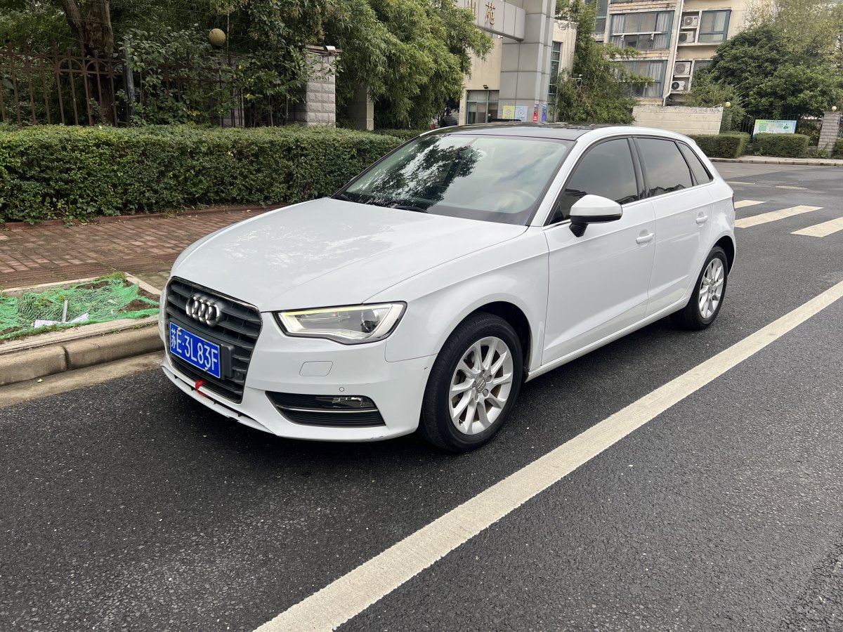 奧迪 奧迪A3  2015款 Sportback 35 TFSI 百萬(wàn)紀(jì)念智領(lǐng)型圖片