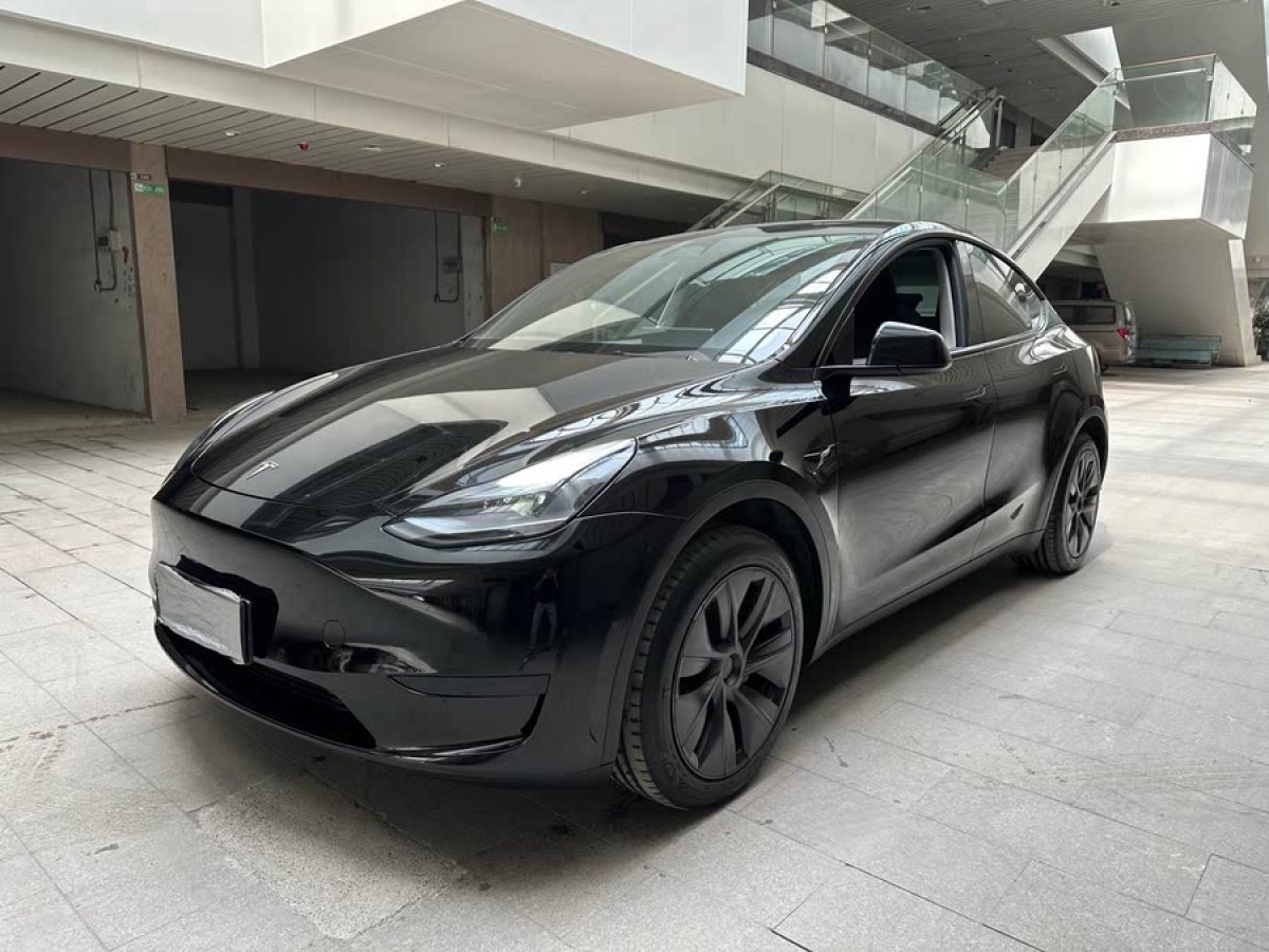 特斯拉 Model Y  2023款 后輪驅(qū)動版圖片