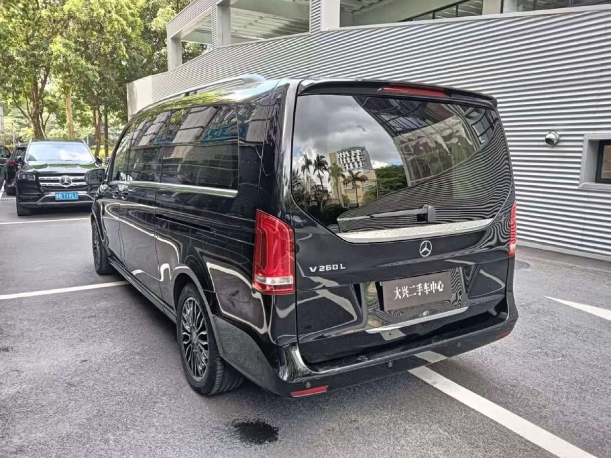 奔馳 V級  2018款 V 260 L 尊貴加長版 國VI圖片
