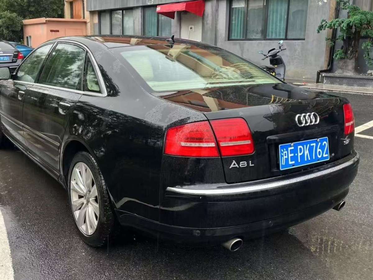 奧迪 奧迪A8  2009款 A8L 2.8 FSI 標(biāo)準(zhǔn)型圖片