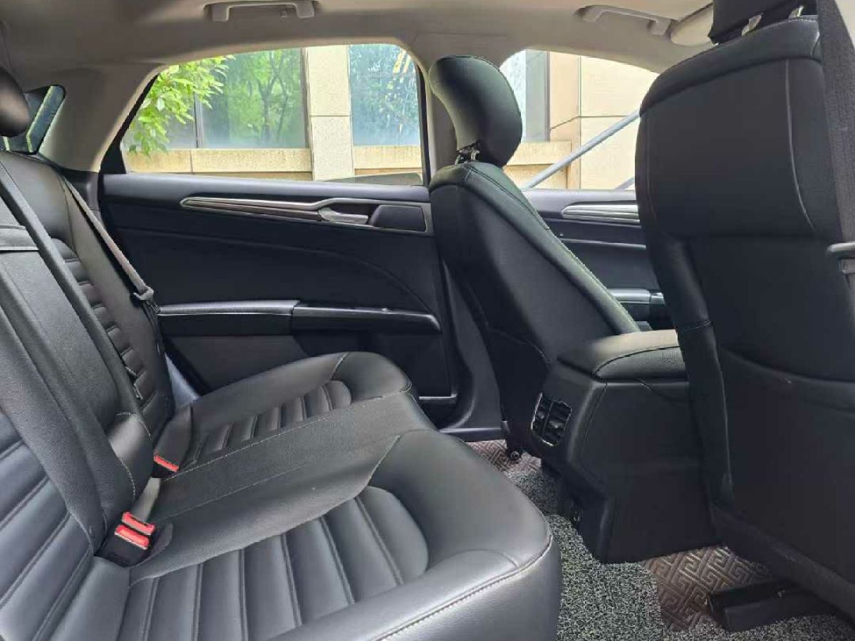 福特 蒙迪歐  2020款 EcoBoost 180 豪華型圖片