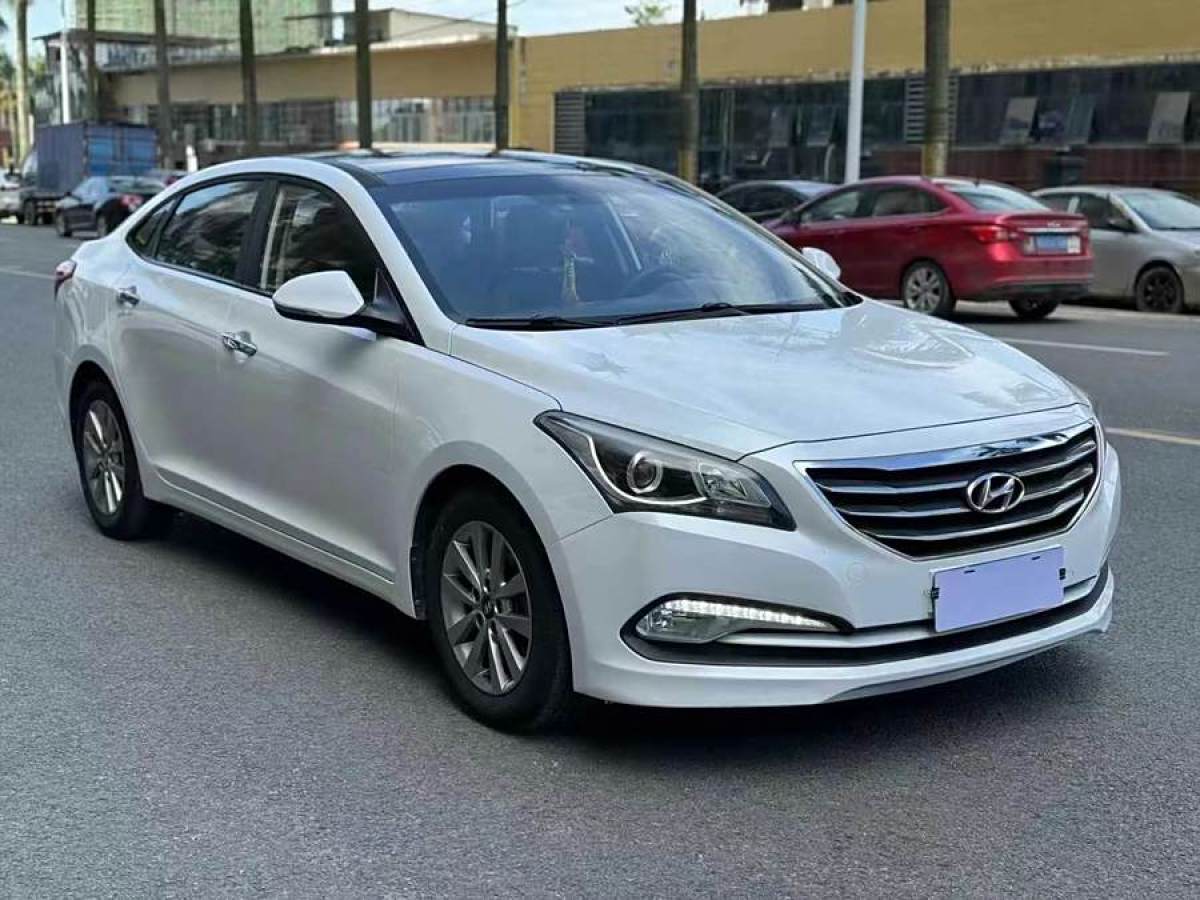 2015年2月現(xiàn)代 名圖  2014款 1.8L 自動智能型GLS