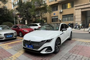 一汽-大众CC 大众 380TSI 夺目版