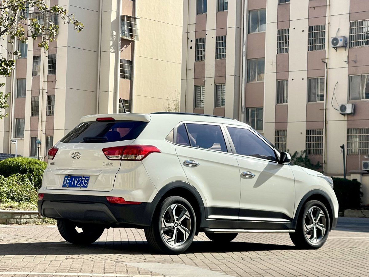 現(xiàn)代 ix25  2017款 1.6L 自動智能型圖片