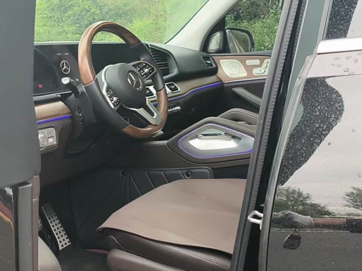 奔馳 奔馳GLS  2023款 改款 GLS 450 4MATIC 豪華型圖片