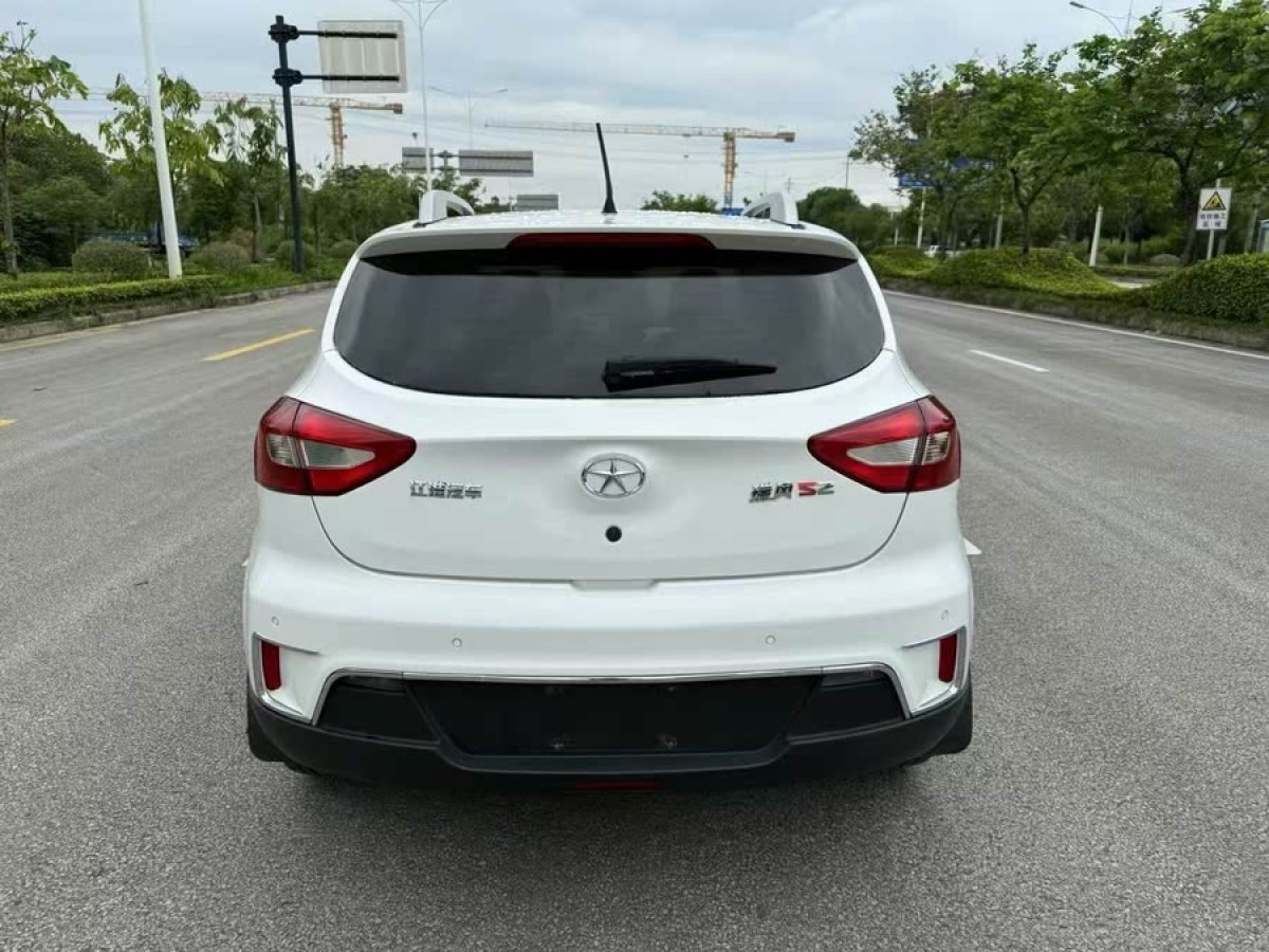 江淮 瑞風(fēng)S2  2015款 1.5L CVT豪華智能型圖片