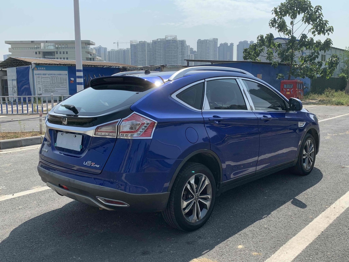 納智捷 優(yōu)6 SUV  2015款 1.8T 新創(chuàng)升級型圖片