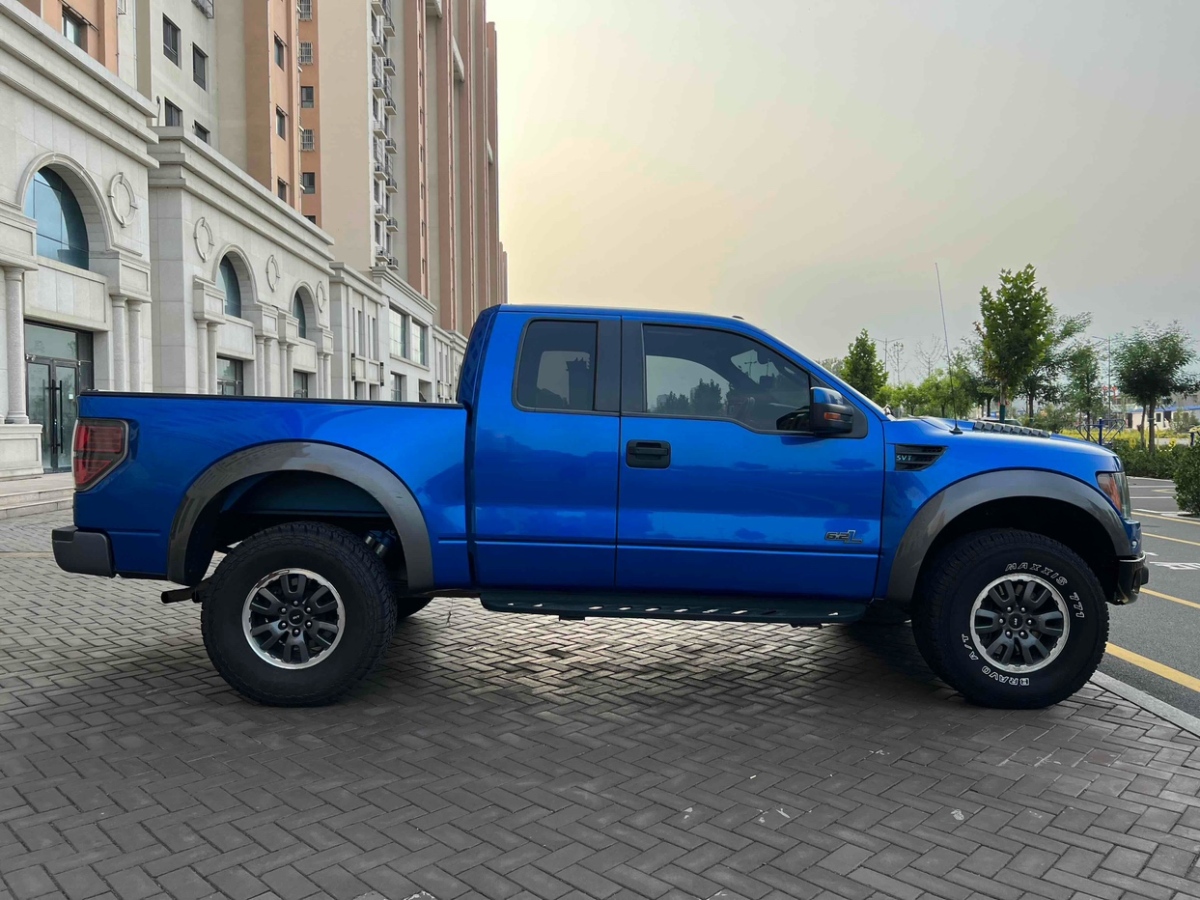 2012年1月福特 F-150  2011款 6.2L SVT Raptor SuperCrew