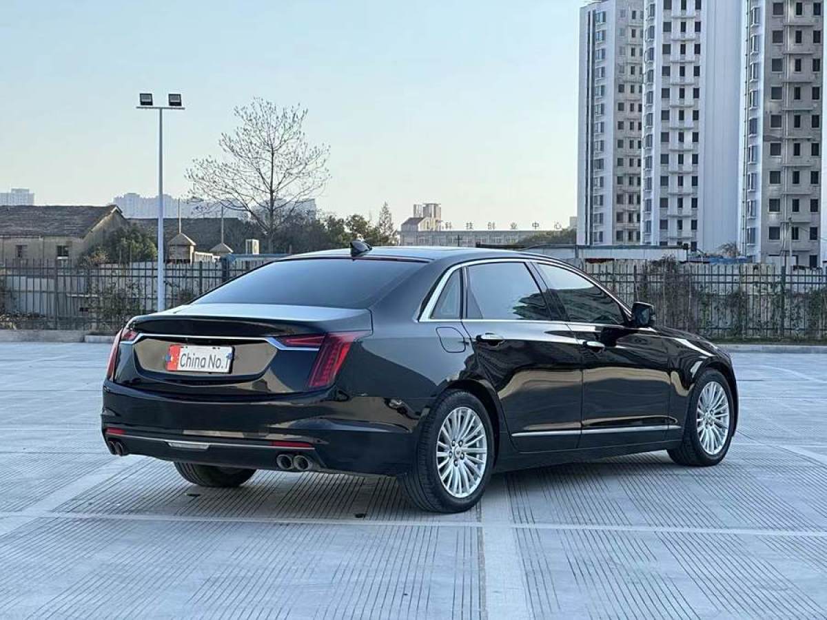 凱迪拉克 CT6  2019款 28T 時(shí)尚型圖片