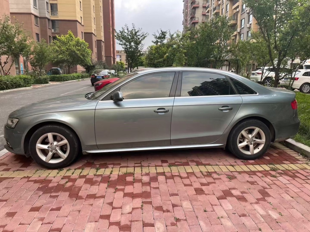 奧迪 奧迪A4L  2013款 35 TFSI 自動(dòng)舒適型圖片