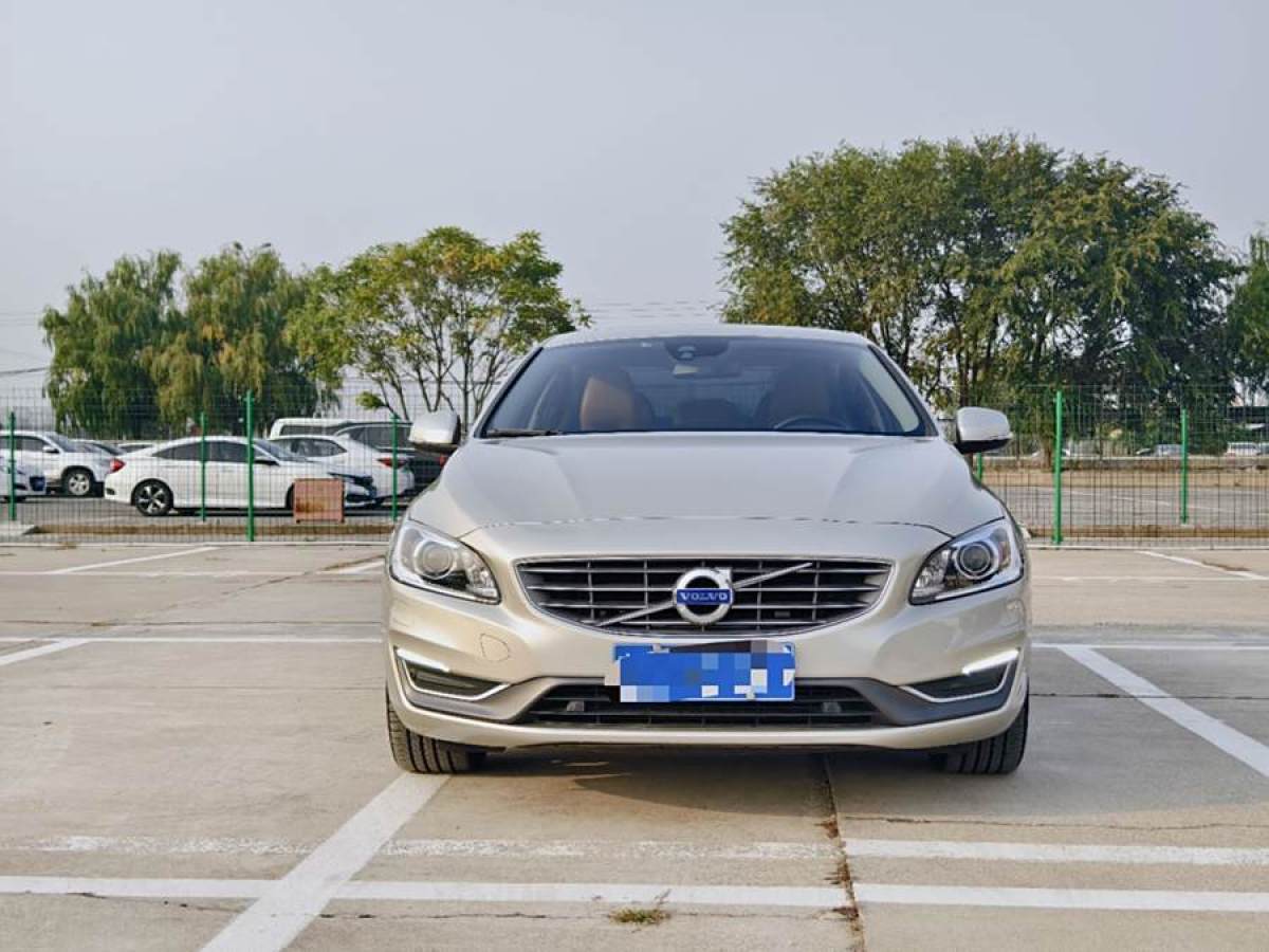 沃爾沃 S60  2016款 L 2.0T T4 智遠(yuǎn)版圖片