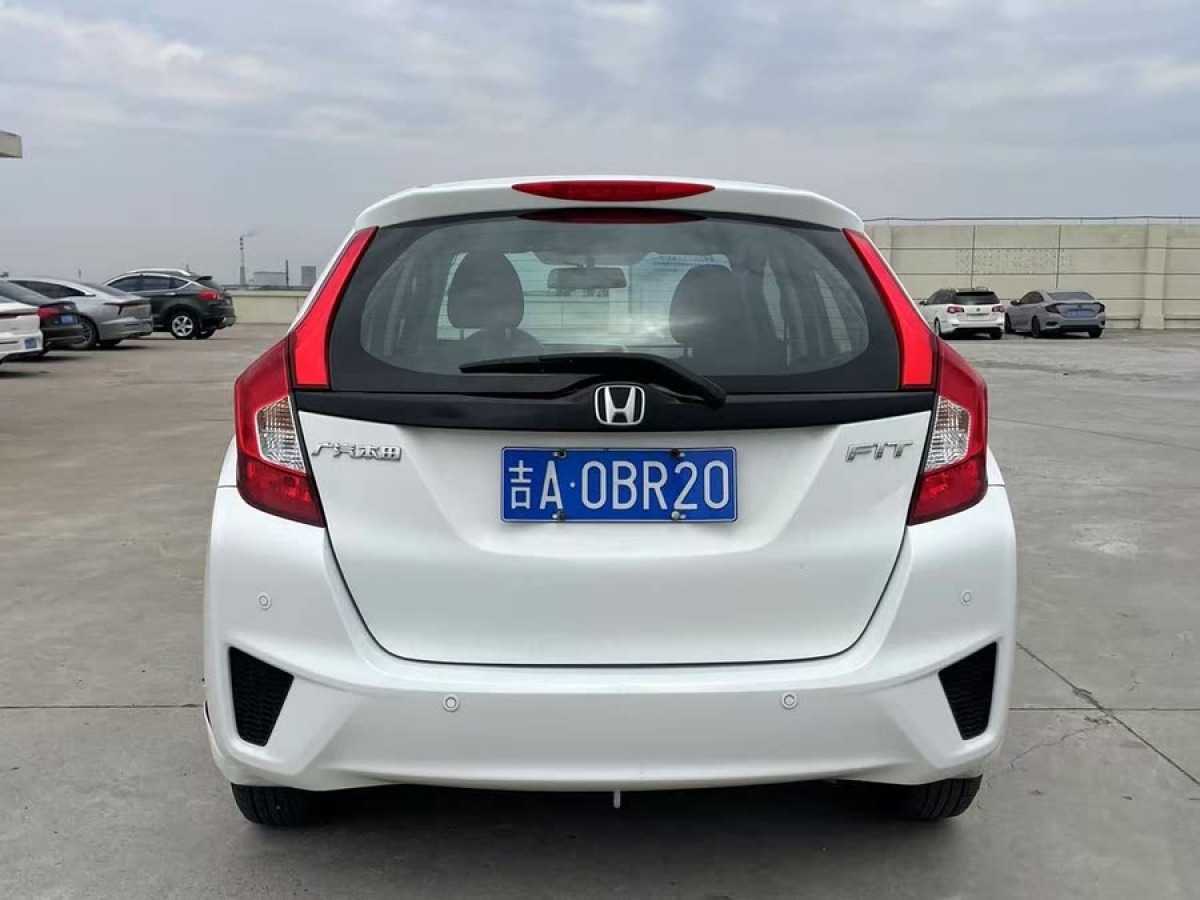 本田 飛度  2014款 1.5L SE CVT時(shí)尚型圖片