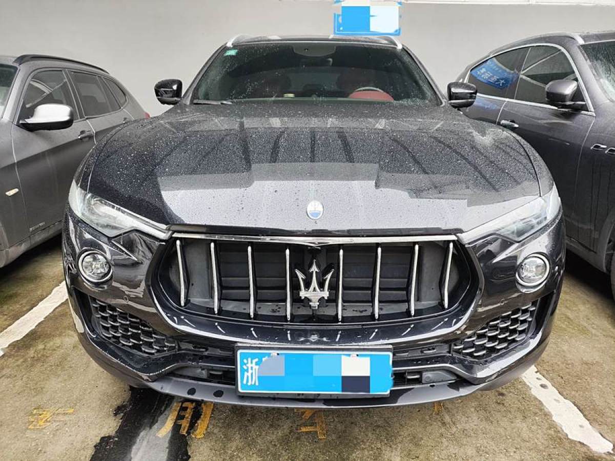 2020年6月瑪莎拉蒂 Levante  2019款 3.0T 350Hp 標(biāo)準(zhǔn)版 國VI