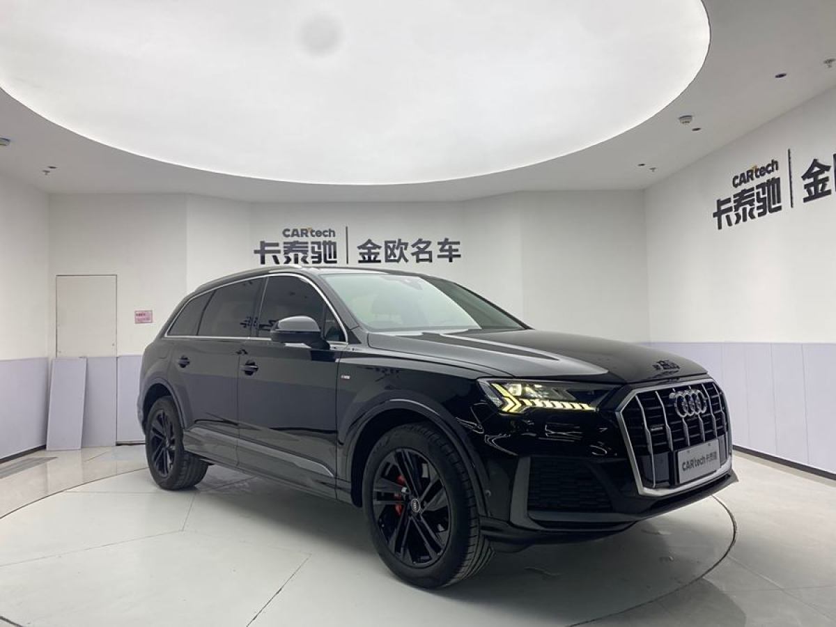 奧迪 奧迪Q7  2024款 45 TFSI quattro S line運(yùn)動型圖片