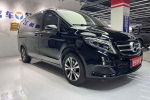 V級 奔馳 V 260 L 尊貴加長版