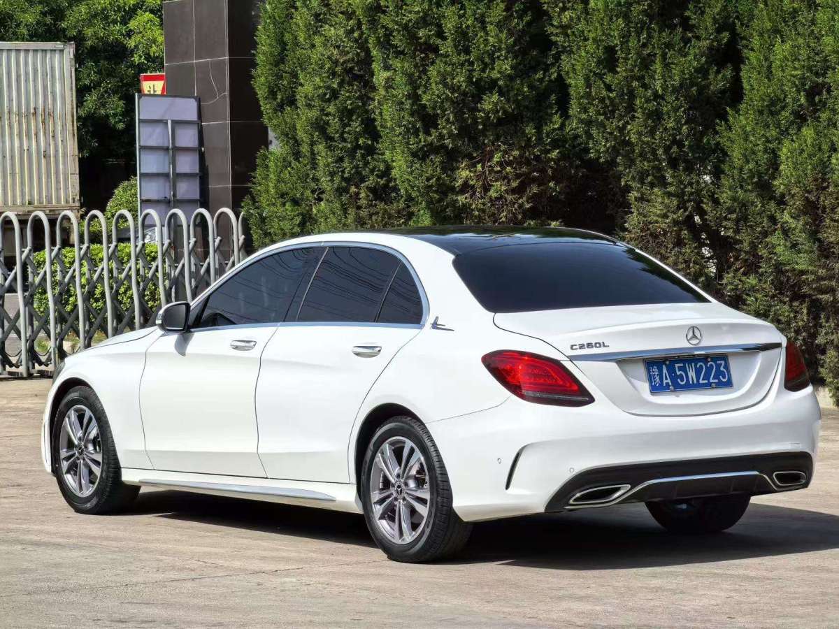 奔馳 奔馳C級(jí)  2021款 C 200 L 時(shí)尚型運(yùn)動(dòng)版圖片