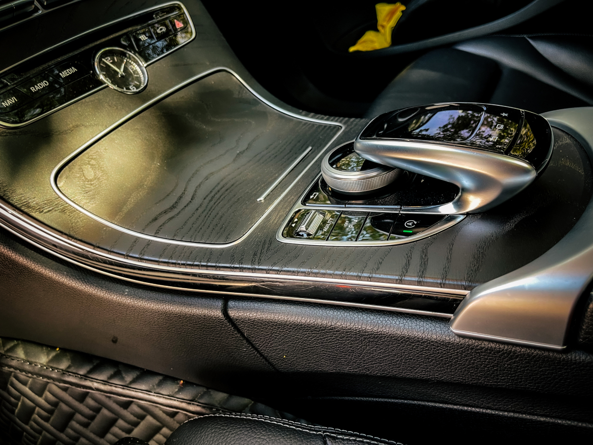 奔驰 奔驰C级  2015款 改款 C 200 L 运动型图片