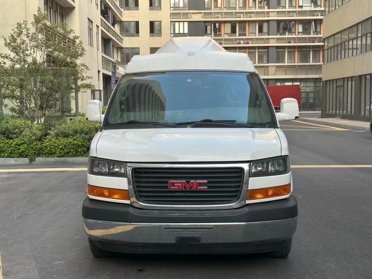 2007年8月GMC SAVANA  2011款 5.3L 商務(wù)之星7座