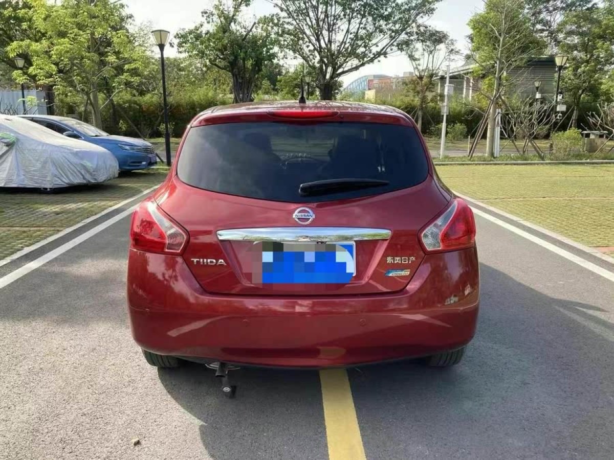 日產(chǎn) 騏達(dá)  2013款 1.6L CVT酷咖版圖片