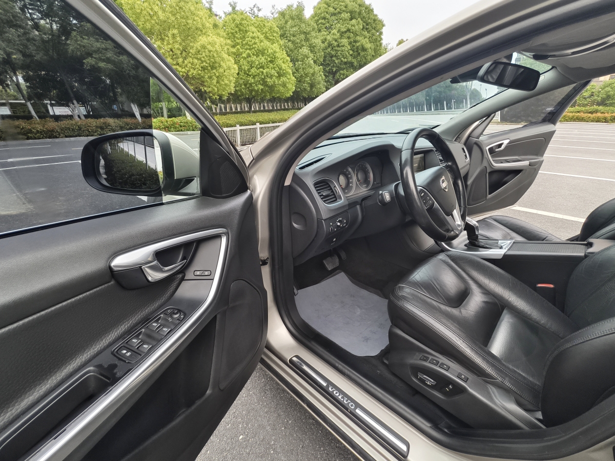 沃爾沃 S60  2013款 T5 智雅版圖片