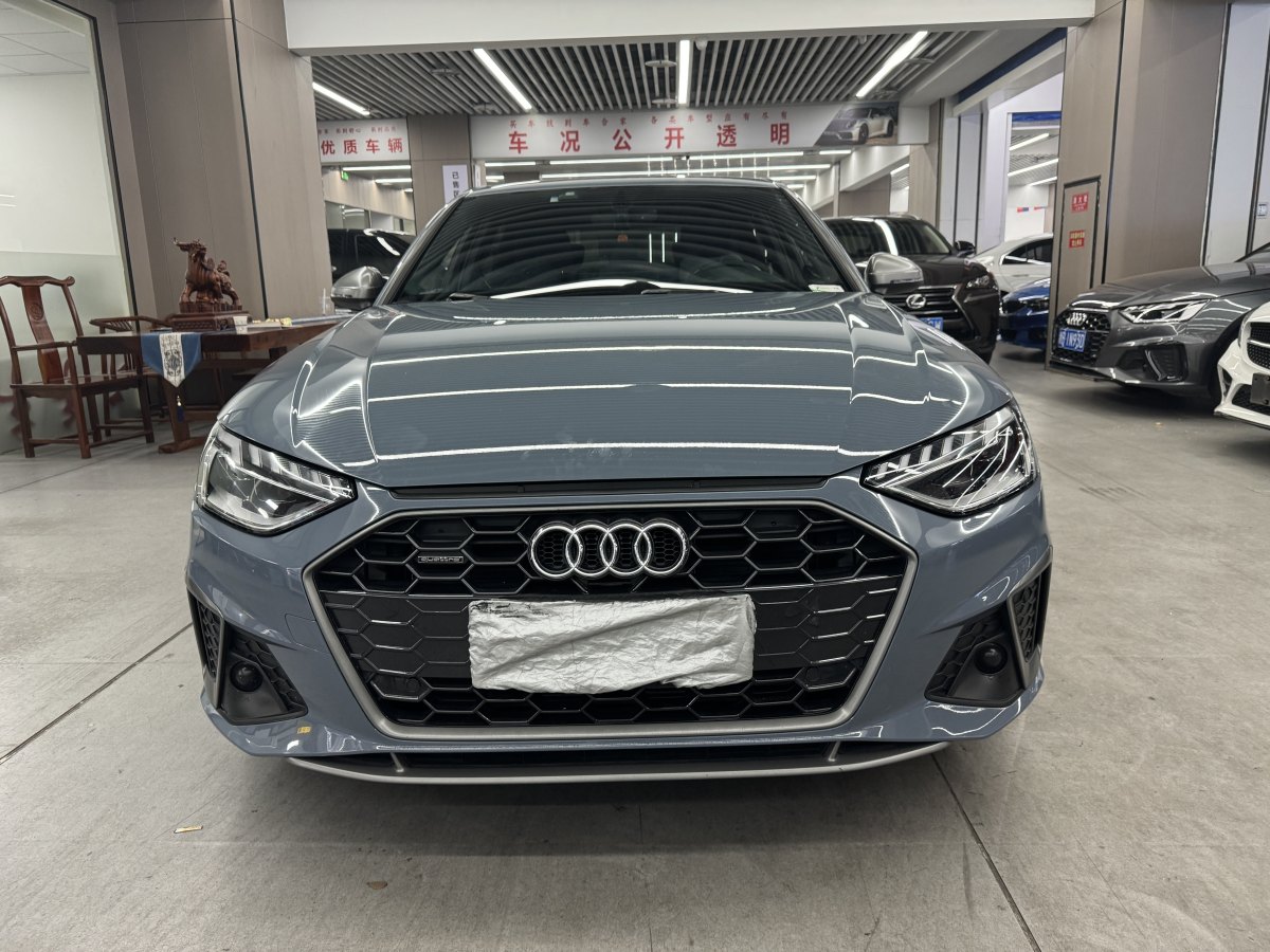 奧迪 奧迪A4L  2022款 40 TFSI quattro RS套件燃速型圖片